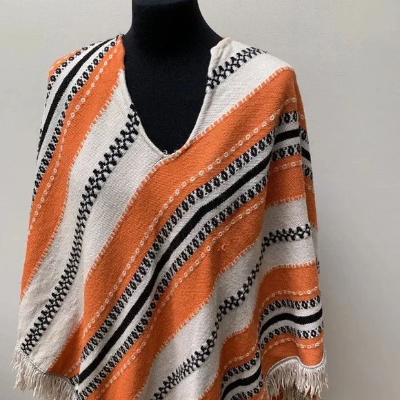 Vintage 70s poncho white orange fringed - Picture 3 of 14